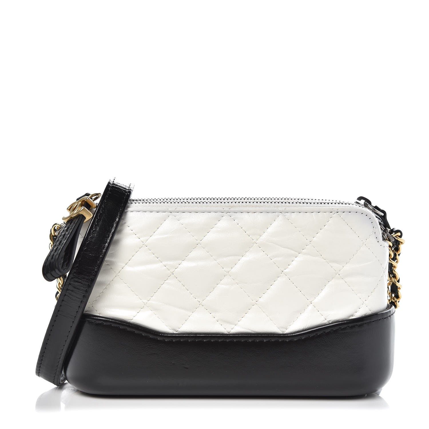 gabrielle clutch with chain