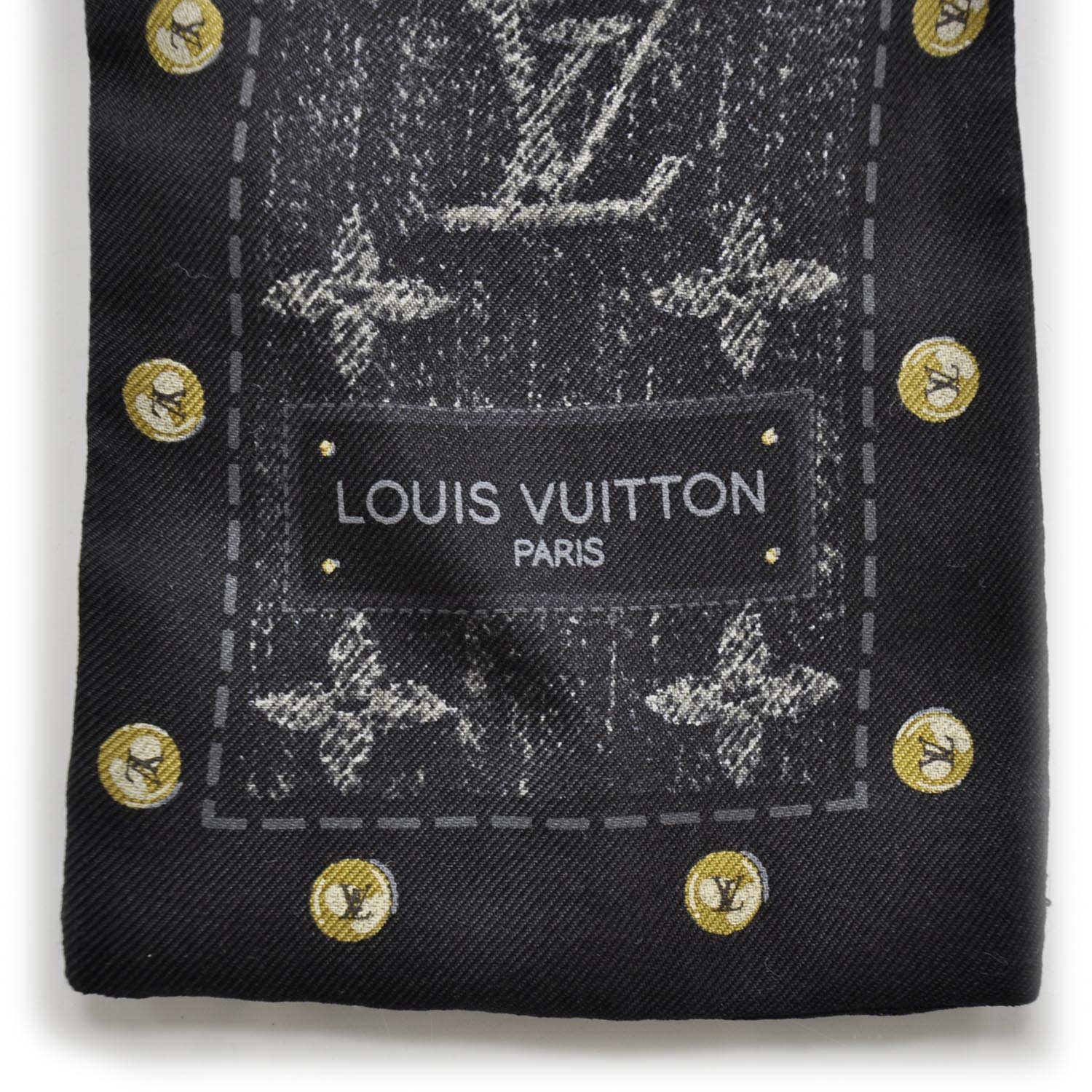 men louis vuitton bandana