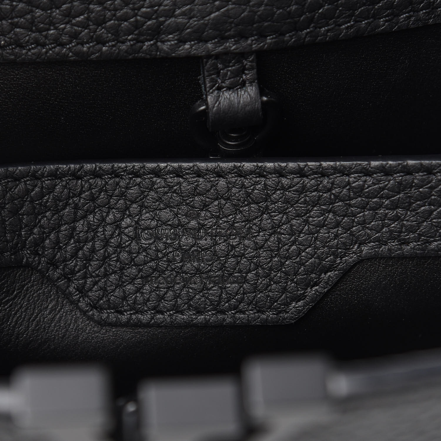 louis vuitton taurillon capucines bb black
