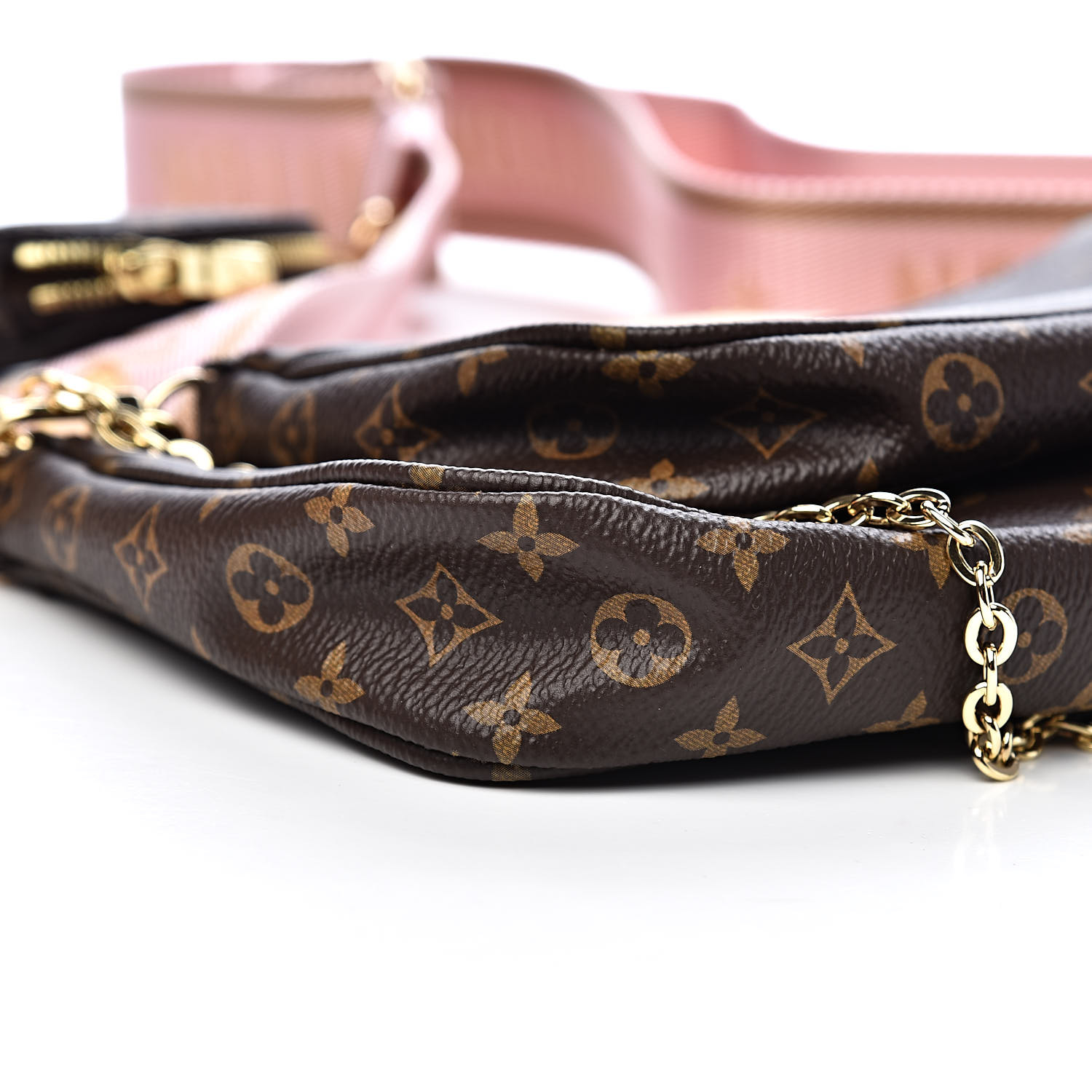 LOUIS VUITTON Monogram Multi Pochette Accessories Rose Clair 528756