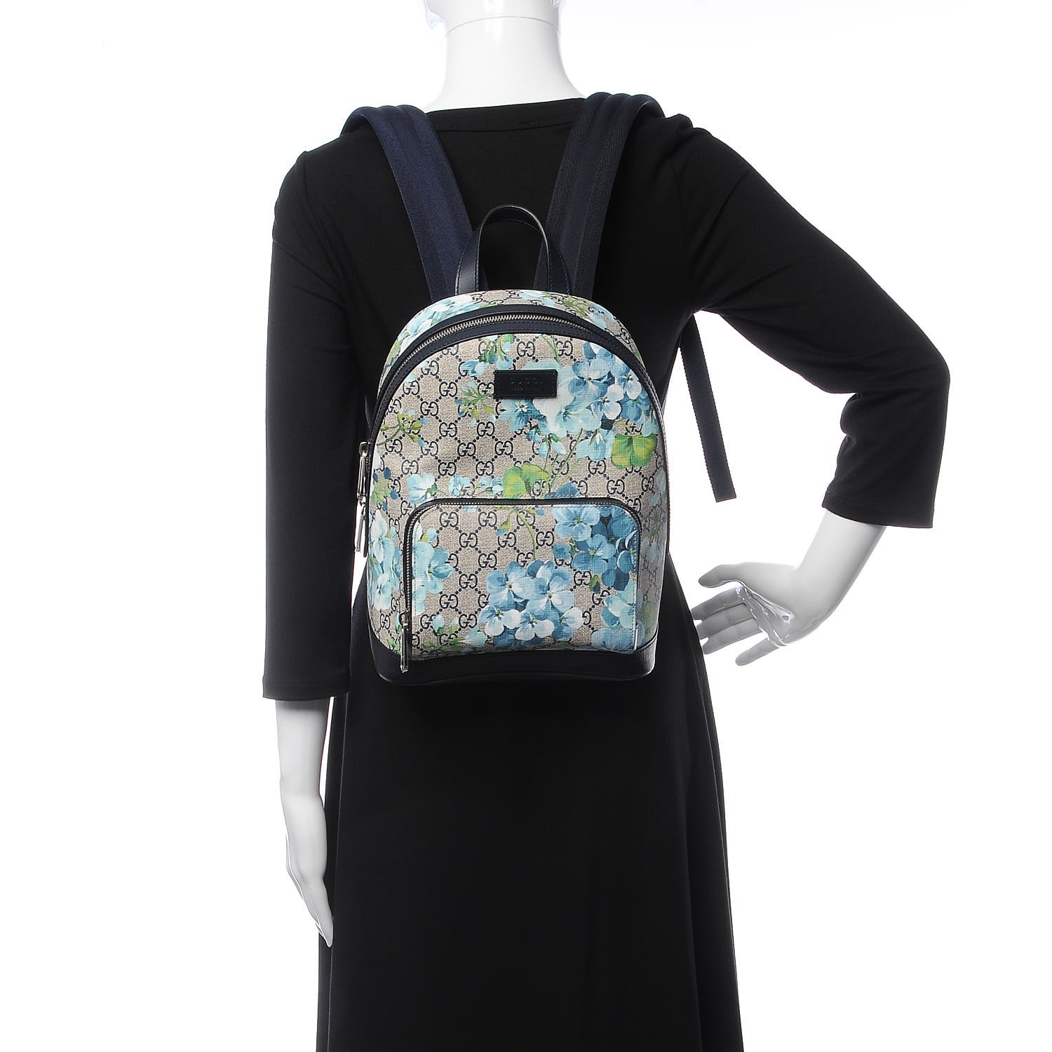 gucci gg supreme backpack small