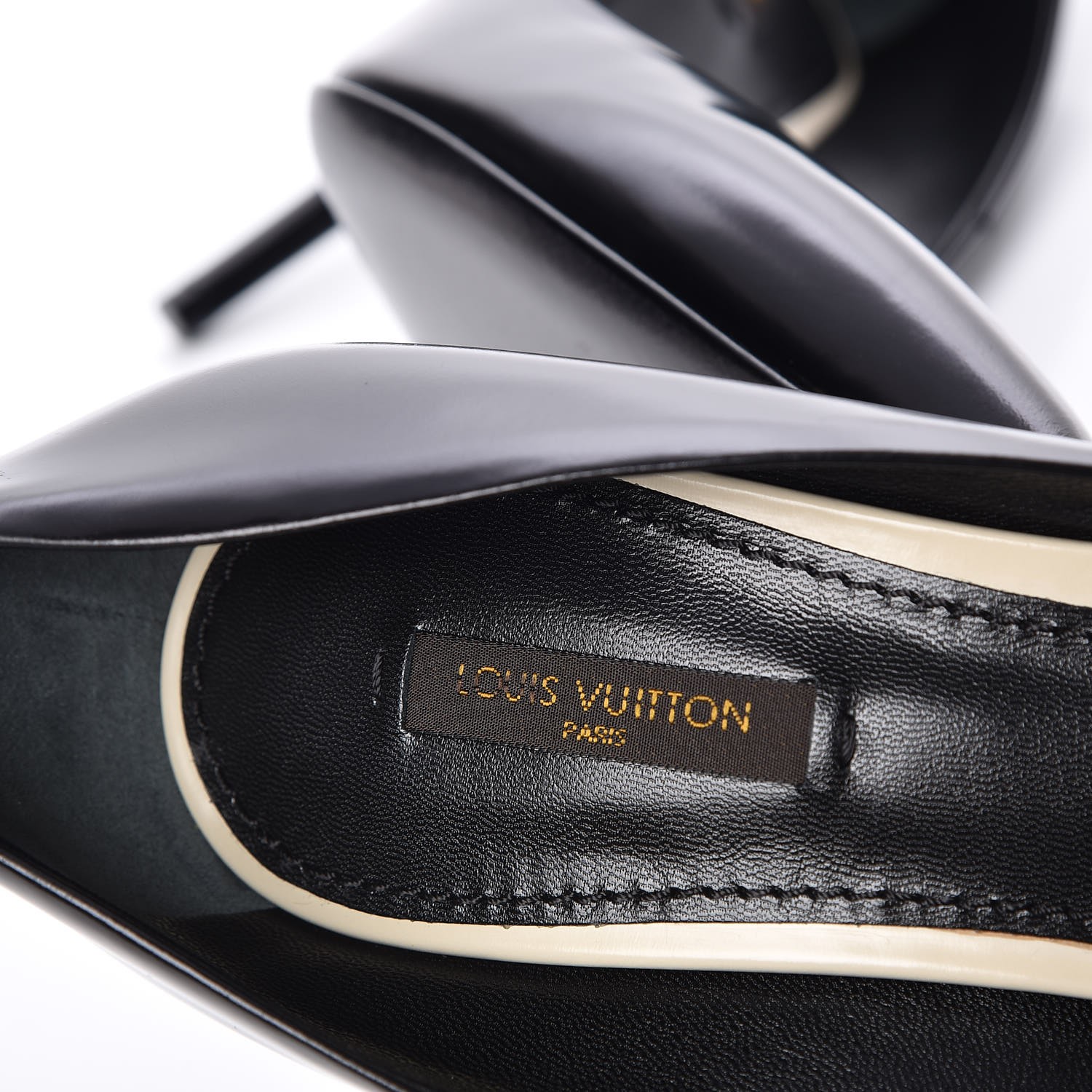 louis vuitton eyeline pump