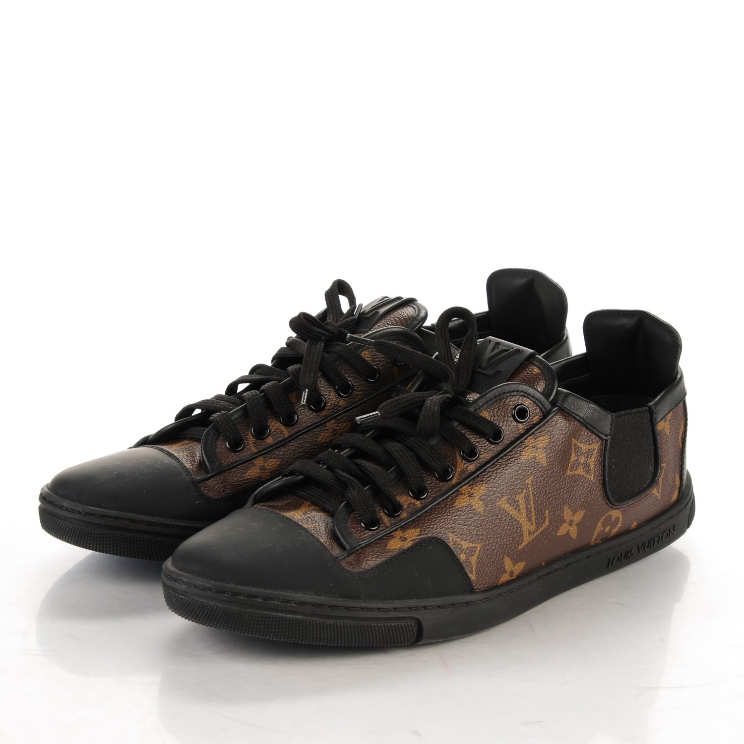 LOUIS VUITTON Monogram Calfskin Slalom Sneakers 9 Black 161460