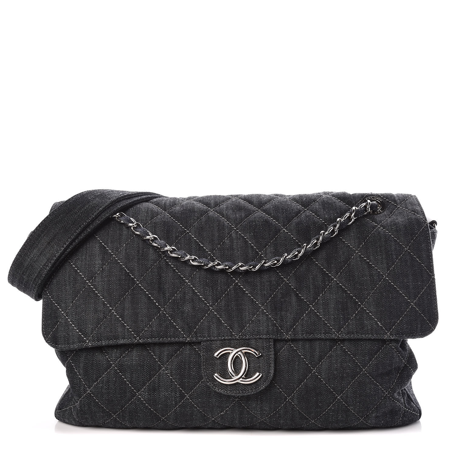 chanel quilted messenger bag