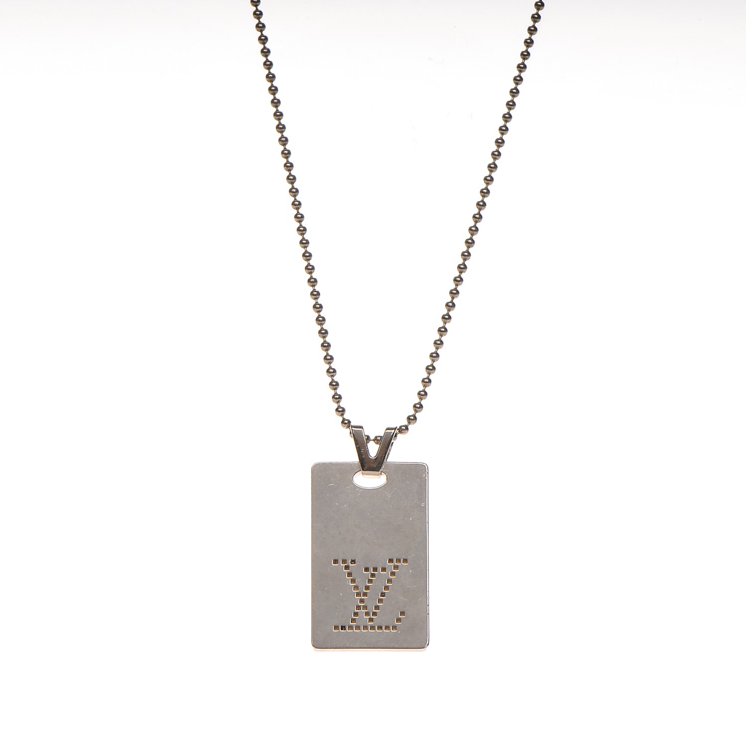 Pre-Owned Louis Vuitton LOUIS VUITTON locket necklace monogram M62484  pendant men's silver (Good) 