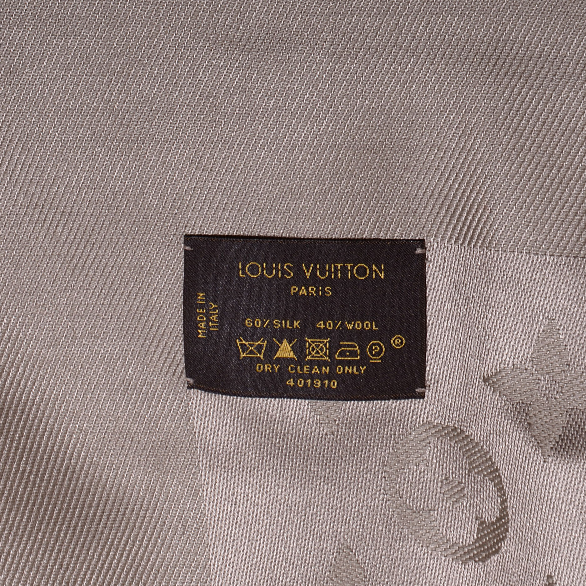 LOUIS VUITTON Silk Wool Monogram Shine Shawl Beige 174730