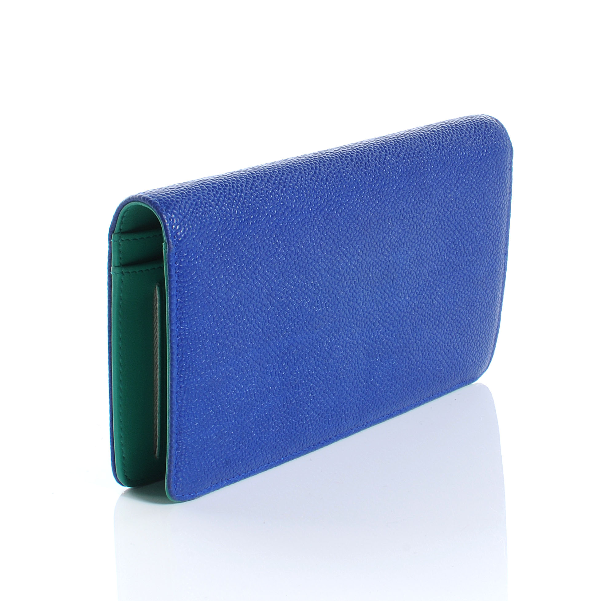 CHANEL Caviar Yen Wallet Bi-Color Blue and Green 56401 | FASHIONPHILE