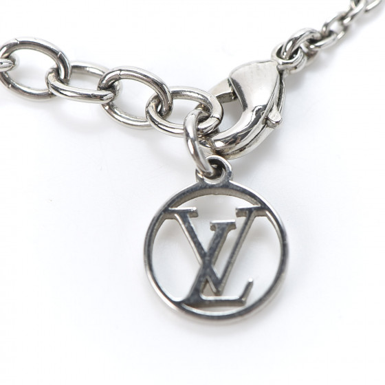 LOUIS VUITTON Essential V Supple Bracelet Silver 588260