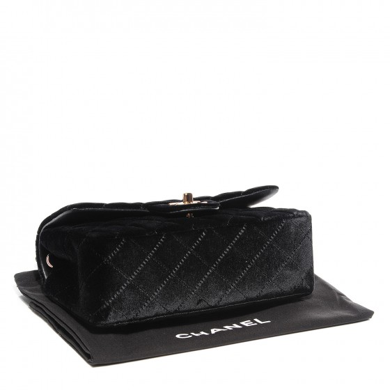 chanel mini flap velvet