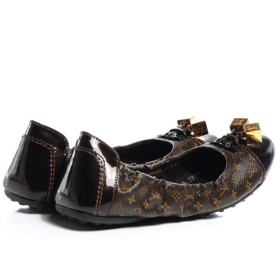 lv ballet flats