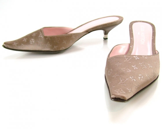 louis vuitton monogram heels