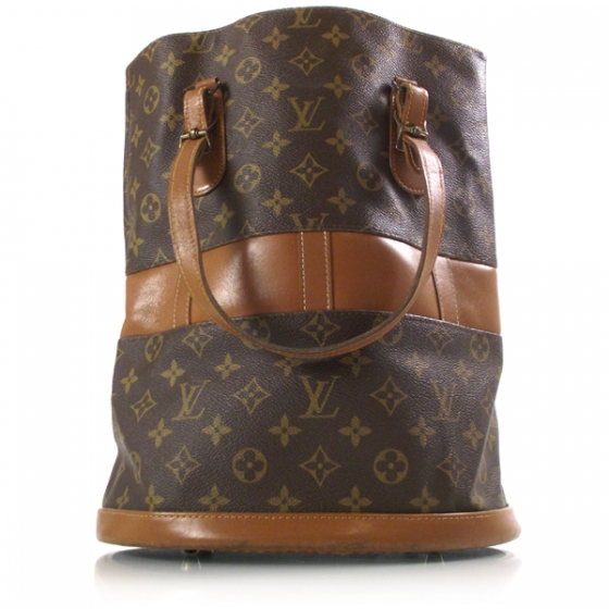 louis vuitton french company bucket bag