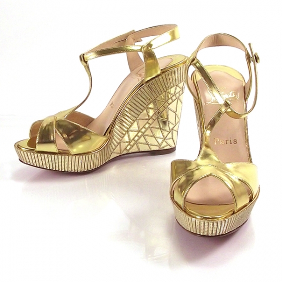 louboutin wedges gold