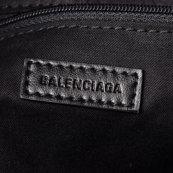 balenciaga fuel gauge