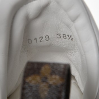 LOUIS VUITTON Patent Monogram LV Archlight Sneakers 38.5 White 241497