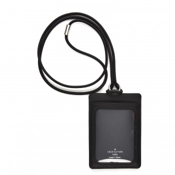 id holder louis vuitton