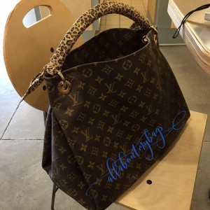 Shop &quot;Mom Bag&quot;: Pre owned Designer Handbags | Used Designer Bags | Fashionphile